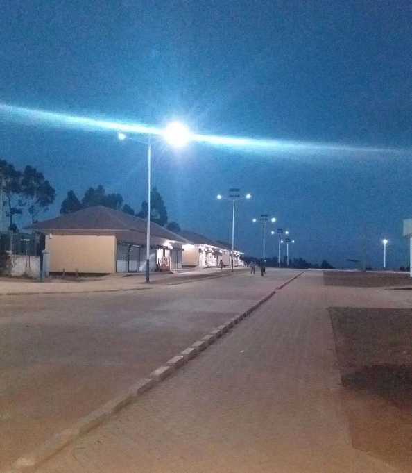 清涧县非洲科特迪瓦太阳能路灯工程